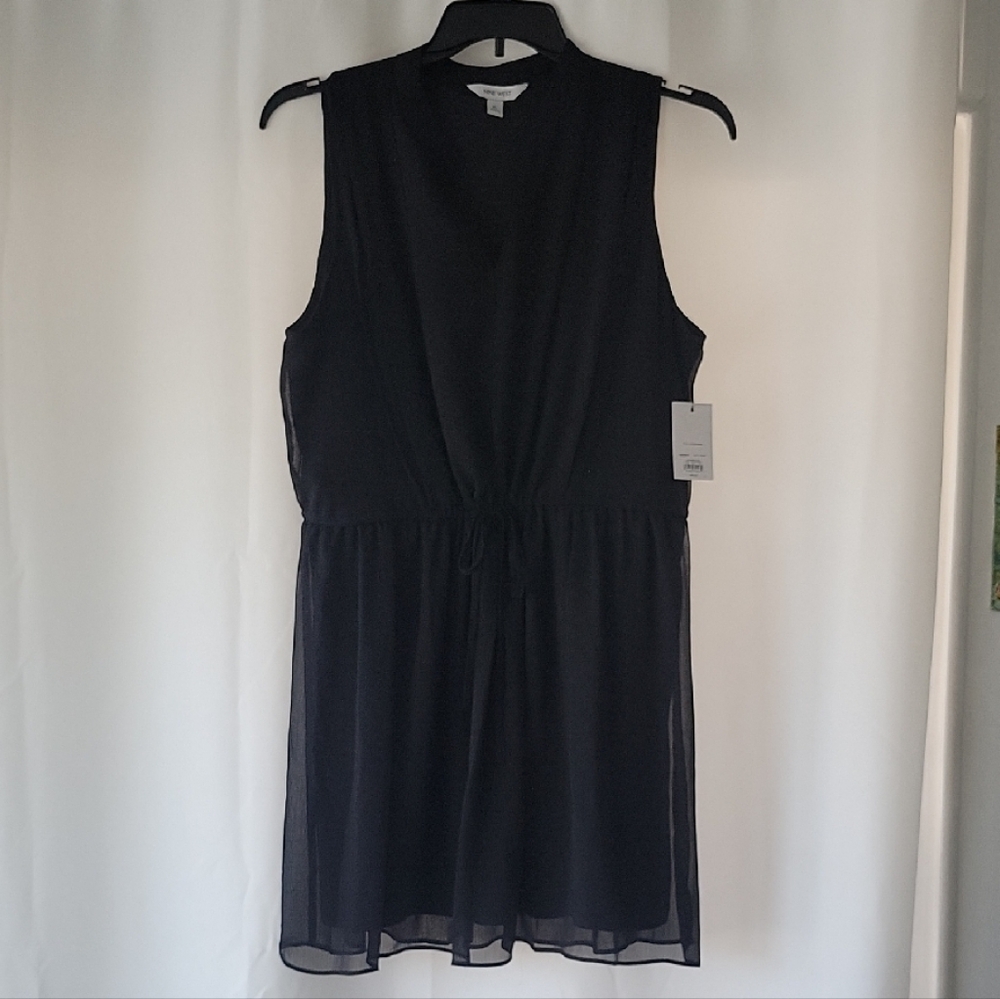 Black Sleeveless Dress